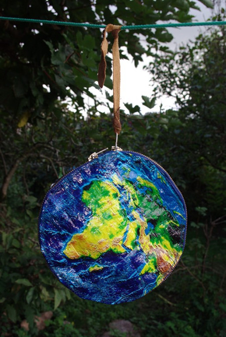 ...Sauvons la terre.... !